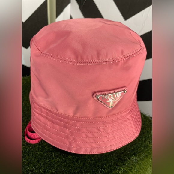 Prada Nylon Bucket Hat Medium - Picture 8 of 10